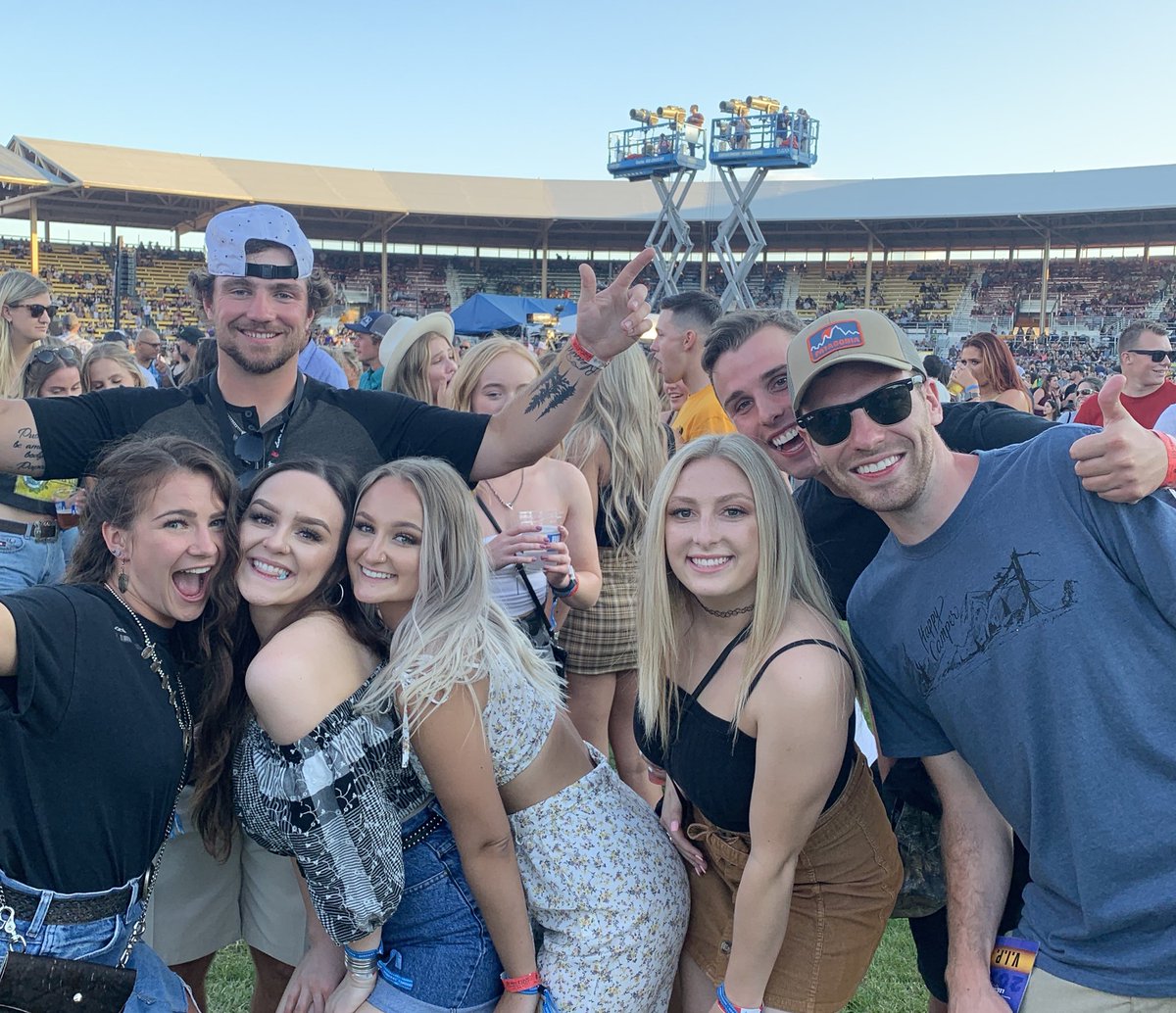 pendletonfest's tweet photo. We LOVE our fans https://t.co/PKnnVffLLF
