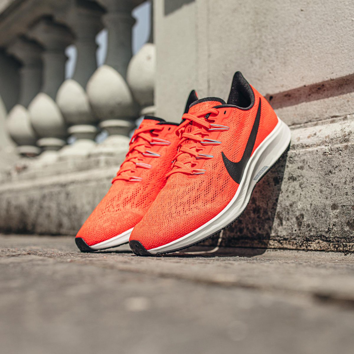 UKRunChat's tweet photo. RT this &amp; follow @sweatshoponline to be in the Sunday 14th July 9pm draw to win a pair of Nike Pegasus 36 trainers worth £105! We will have 1 lucky winner.  Good luck! #ukrunchat #running #uktrichat https://t.co/S6yVRckkDN