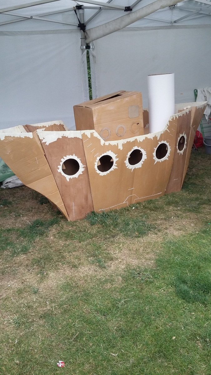 TheMillE17's tweet photo. We're back at #WalthamstowGardenParty today! Join us in The Mill Shipyard with artist Vanessa Brightwell, and help us make a boat for #GrandadsIsland. Part of the @PageToPavement project for @wfculture19 #wfculture19 #mylocalculture #walthamstow #E17 https://t.co/6iz3HfXBY0