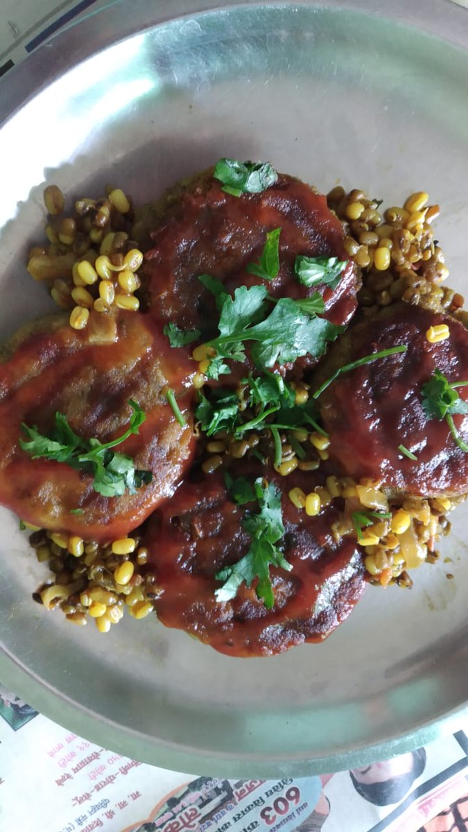 rjaddyofficial's tweet image. This is how my sunday starts
#moongdal #pakode #sunday #Cooking #rjaddy #Nashik