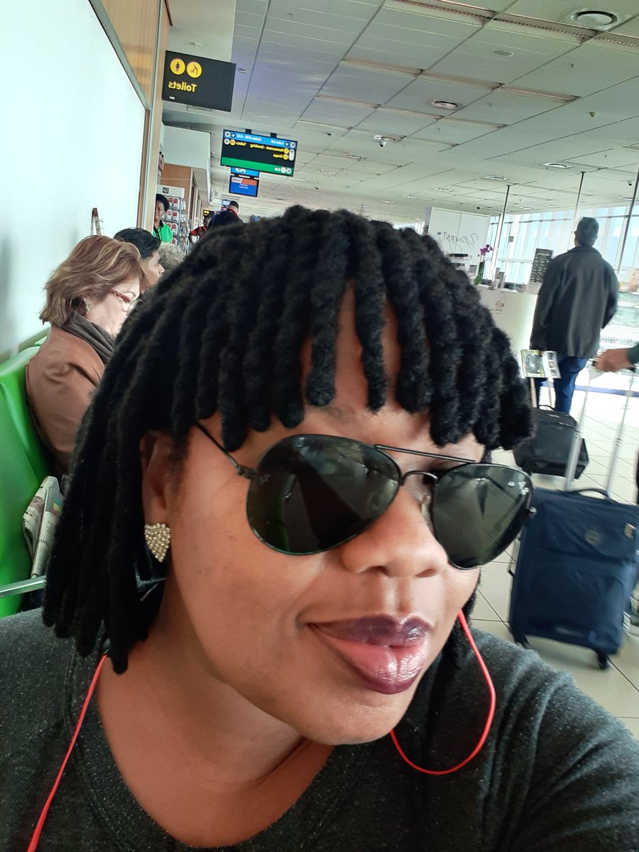 Kolie_Yola's tweet photo. Off to #NEWFCongress #NEWF2019. #WomenInScienceHub #WomenInSTEM #Oceanography https://t.co/ICnzmCdyTX