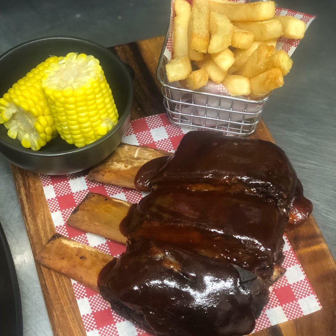HoopsBarAUS's tweet photo. ITS ROCKIN' RIBS WEEK! 
Check out our NEW Smokey &amp; Sticky Beef Ribs 😍
Available this week only! 

#HoopsSportsBar #Ribs #Hungry #SundaySorted #MelbourneFood #RockinRibsWeek #Boronia #BoroniasHiddenGem https://t.co/Dn8Vg7iLih