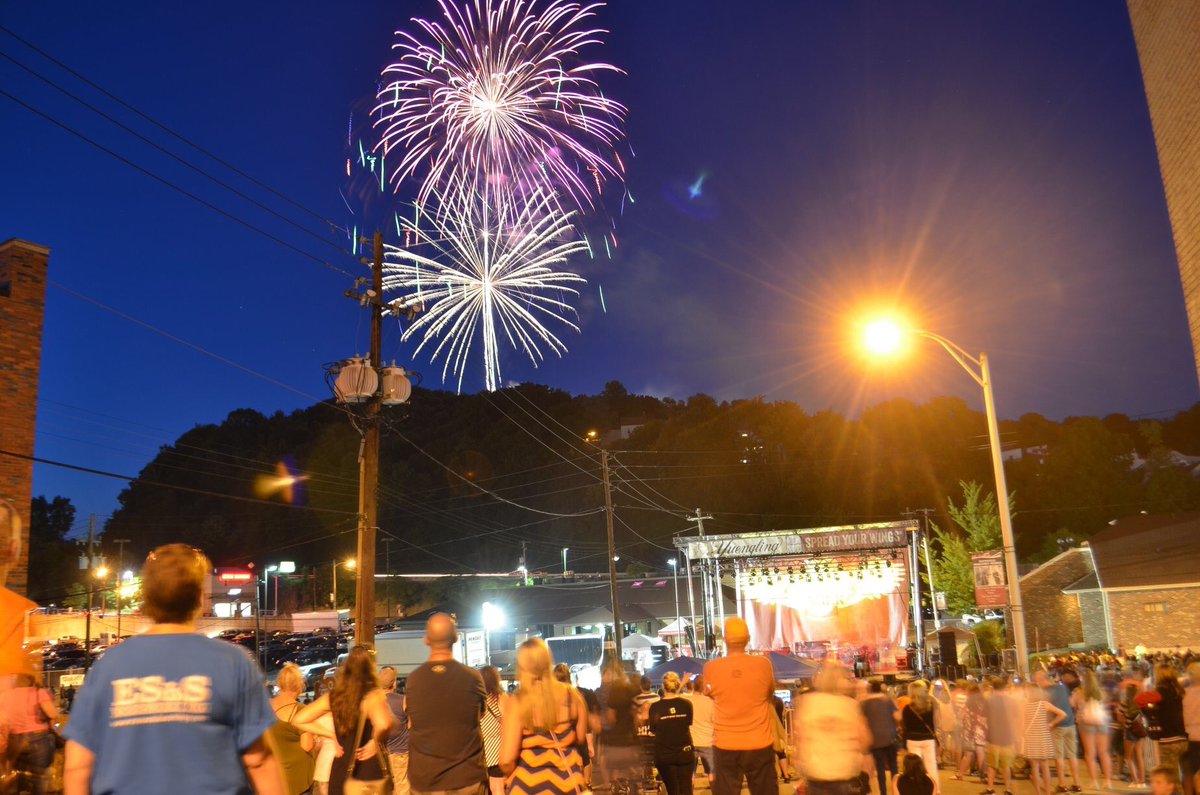 SkookNews's tweet image. Great ending to a great celebration!  Happy Anniversary to Yuengling!