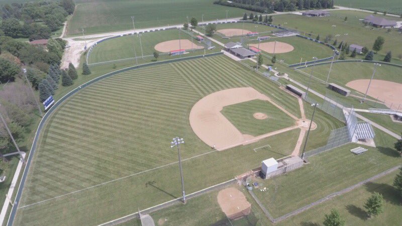 AWABallclub's tweet photo. Look at the work my assistant @mccormick_3 does. How straight are those lines my dude!?!? https://t.co/vwyZRfGIjl