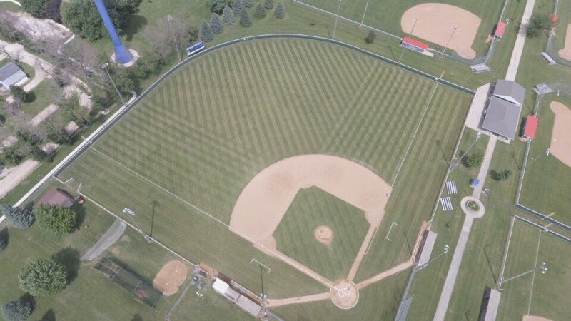 AWABallclub's tweet photo. Look at the work my assistant @mccormick_3 does. How straight are those lines my dude!?!? https://t.co/vwyZRfGIjl