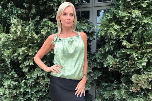 tvguidedk's tweet photo. Janni Ree blogger om for mange n��sehår og muligheden en stram skede https://t.co/o7dueTTzKs https://t.co/G6T1dukG6g