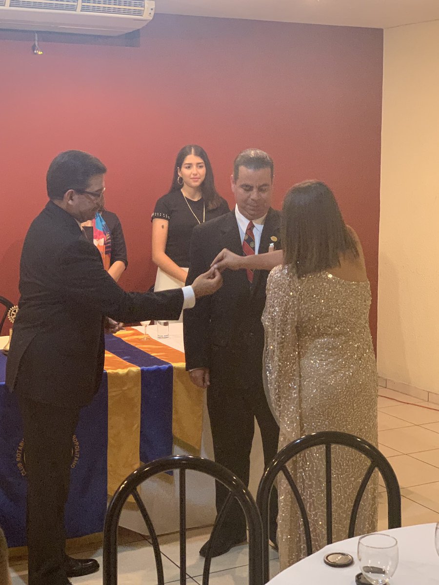 CRcarbroos's tweet photo. Felicidades @RotaryTGU_Metro https://t.co/NgaqvqOxvs