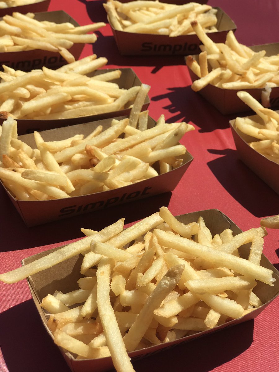 Potatohead100's tweet photo. @IdahoPotato @SimplotCompany It was fun, the fries were hot and tasty! https://t.co/WqMa1BQdiV