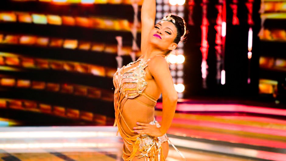 ofteamdsp's tweet photo. Diana Sanchez, Yes

#NocheDeReinasYCumbia https://t.co/XaymeAnxGn