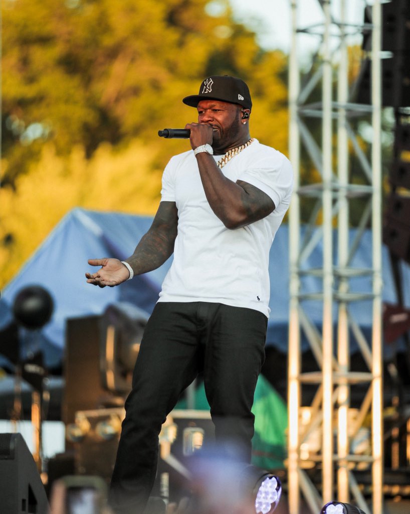 pendletonfest's tweet photo. Unbelievable performance @50cent 
#PartyInPendleton 
Photo: @bubbasellars https://t.co/6g9e6BVxcm