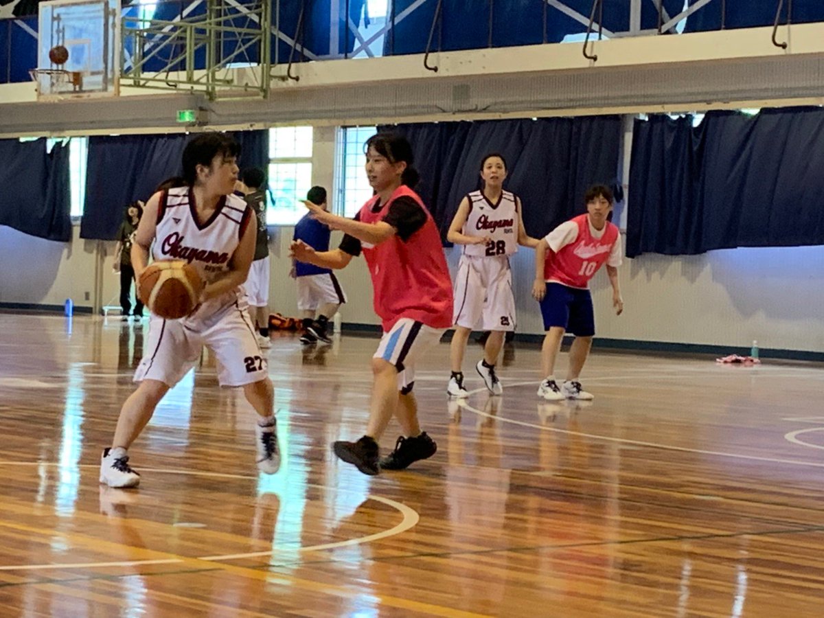 oudbc483's tweet photo. 岡大遠征（6/29~30)
男子部は大阪大学、広島大学と、女子部は広島大学、大阪歯科大学と試合を行いました🏀
見つけた課題をもとに、あと１ヶ月デンタルに向けて頑張ります💪✨ https://t.co/AtfeusBkGI