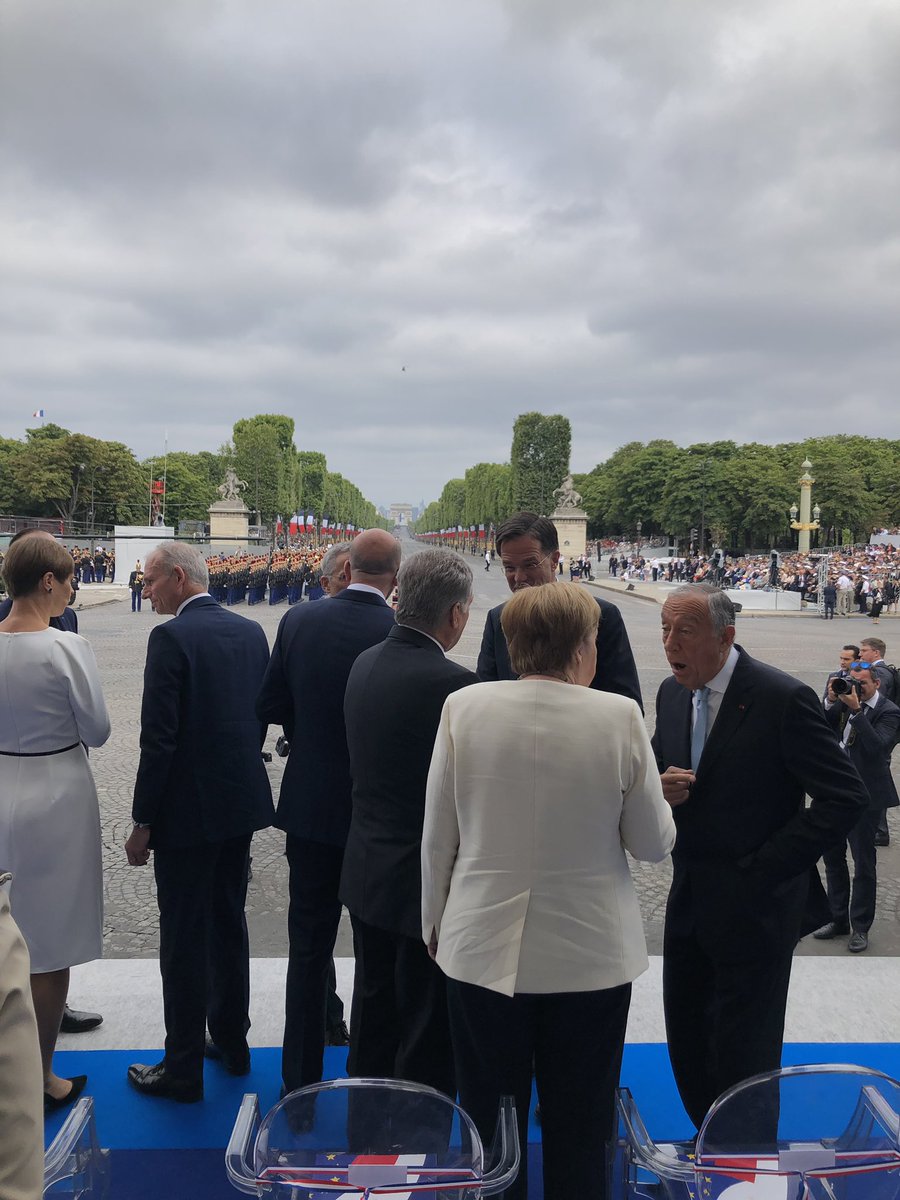 BrunoLeMaire's tweet photo. Bonne fête du #14Juillet à tous depuis la place de la Concorde qui est aujourd’hui la grande place de la #France et la grande place de l’#Europe. https://t.co/R94RweNB6r