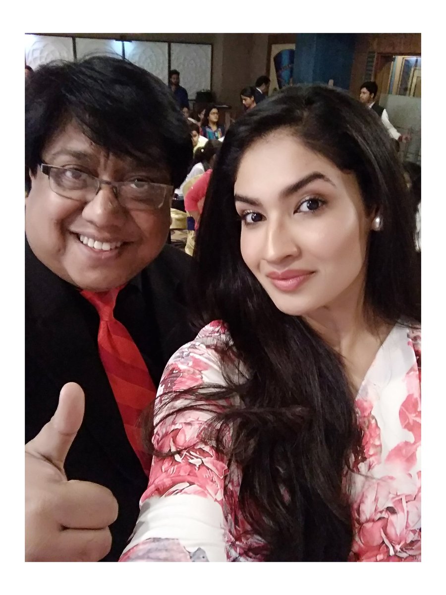 PallabBose2's tweet image. "GIVE WINGS TO YOUR DREAMZ"
Announcing launch of "A one or two days #motivationalseminar cum #InductionProg. for new batches of #students"
EXPERT #FACILITATORS-
PALLAB BOSE - 
#Motivator #CampusCoach  #ShowHost
APRAJITA SHARMA 
#FeminaMissIndiaTop10
#RunwaySupermodel #Groomer