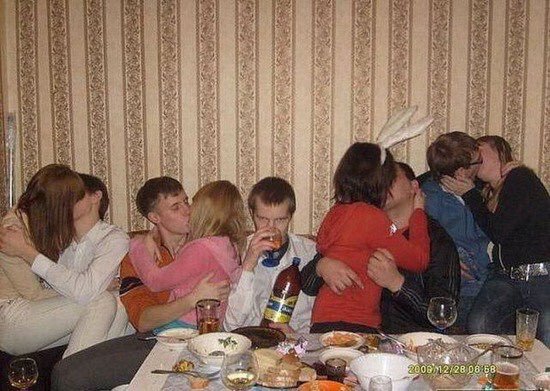 どうやら僕は、パーティーの闇を見てしまったようです…