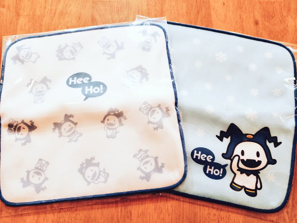 Graffart Cafe ヒーホーハンドタオル のご紹介です 可愛いジャックフロストがデザインされたハンドタオル 2種類ご用意しております どっちも可愛いですね ペルソナ グラフアートカフェ Graffartcafe T Co 3yhuwxl5mz Twitter