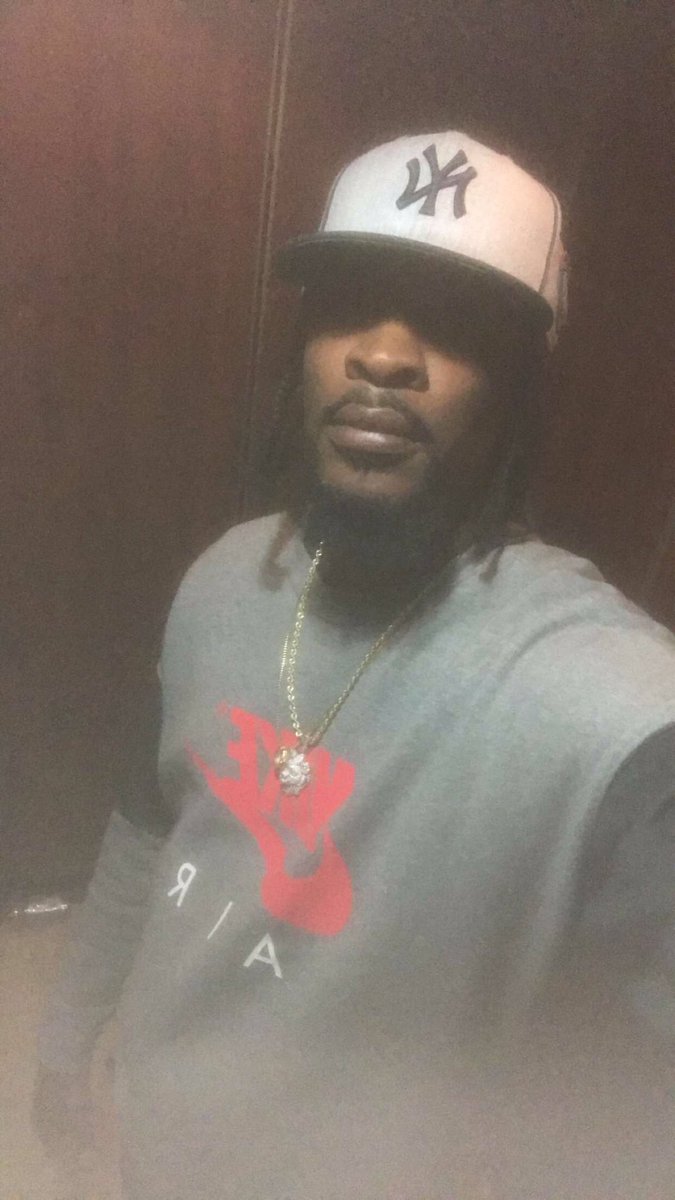 BOSSDOGGNARD's tweet photo. https://t.co/UlsfXKEGRj