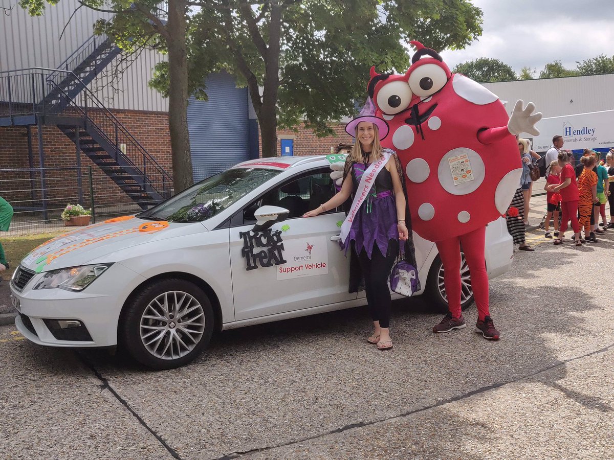Demelza_Debra's tweet photo. We had a great time yesterday at Paddock Wood @WoodLions Carnival, we loved the “Holidays” theme so we promoted our #PumpkinHunt event in #Sevenoaks &amp; #Westmalling in October #TeamDemelza #PaddockWood https://t.co/BKPELkcnYz