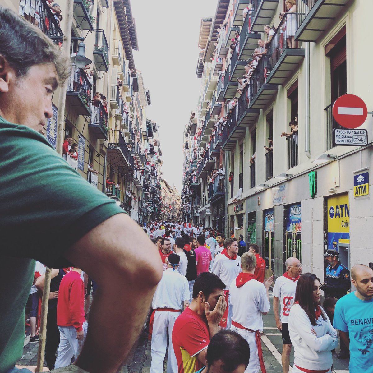7delsiete's tweet photo. Miura! Último Encierro!!😭😭😭😭 suerte a tod@s!! #7del7 #sietedelsiete https://t.co/Bj0YL5XchP