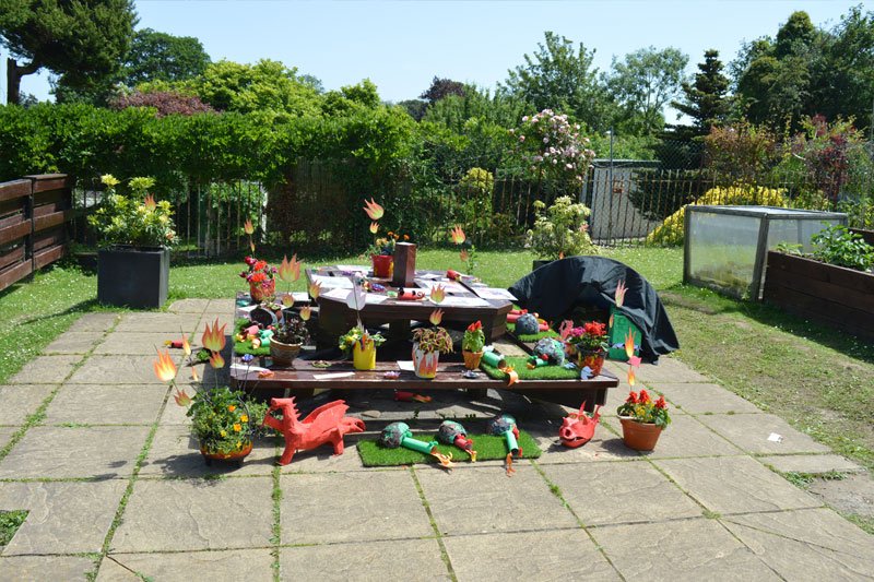 SwanseaInbloom's tweet photo. SIB schools competition results - full story and photos @ https://t.co/S8OqXCbSJD #Swansea #SwanseaBay #SouthWales #TheGower #gardens #gardening #gardeners #schools #flowers #fruit #vegetables https://t.co/V2jCan6Wfq