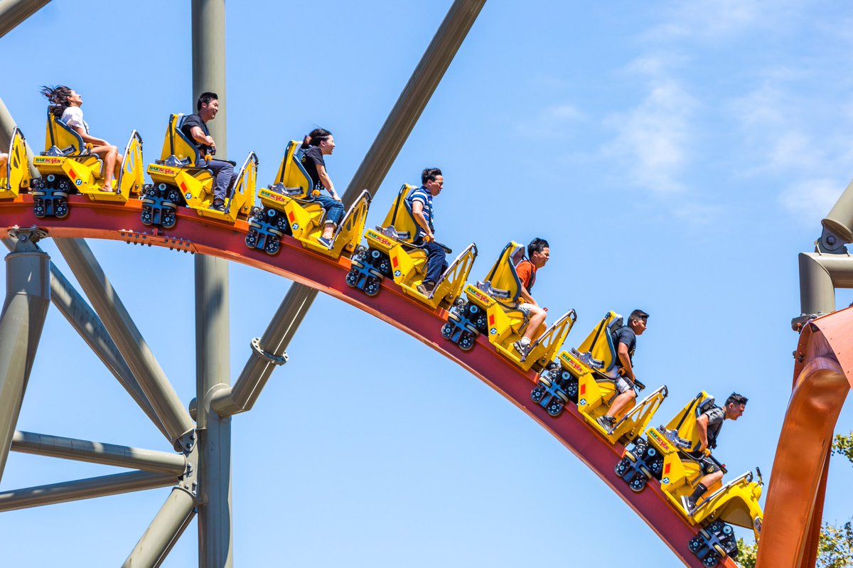 dailycoasterpic's tweet photo. I’m officially in love with Railblazer! After a big east coast trip, I’ve learned to appreciate lats and more forceful rides. Railblazer delivers both of those bigtime. And ofc, airtime as well. @CAGreatAmerica https://t.co/Y6gNcr1KA4