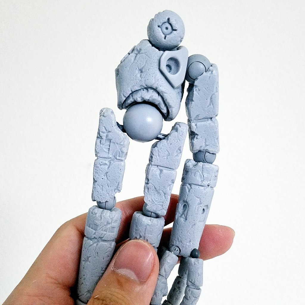 出来たーーー! 初オリキャラ&フルスクラッチ可動フィギュア!! 今月の