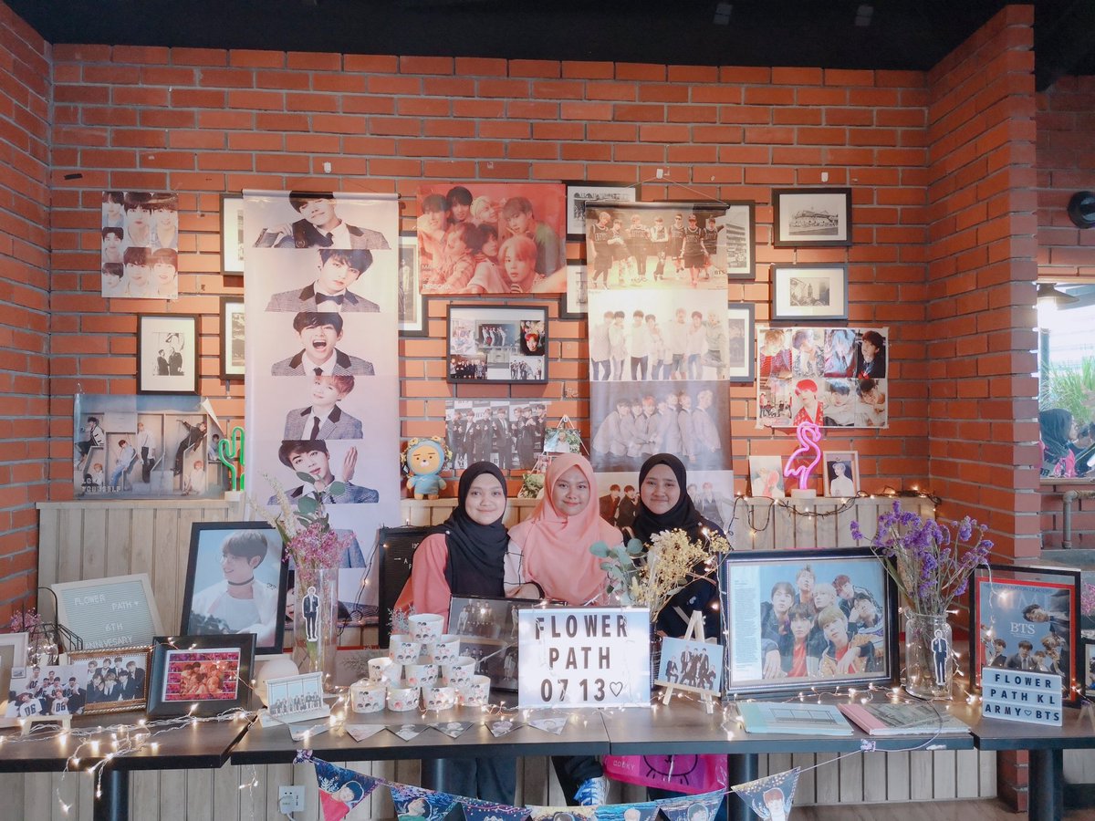 ashajung_'s tweet photo. I had so much fun yesterday ๐ Thank you so much for buying the foamboard from me and i hope you guys like it! ๐ฅฐ
Good job to all the organisers #FlowerPathInKL for having a successful and awesome event โค๏ธ See you guys again next time ๐ฅฐ https://t.co/zTxXQr0Dhk
