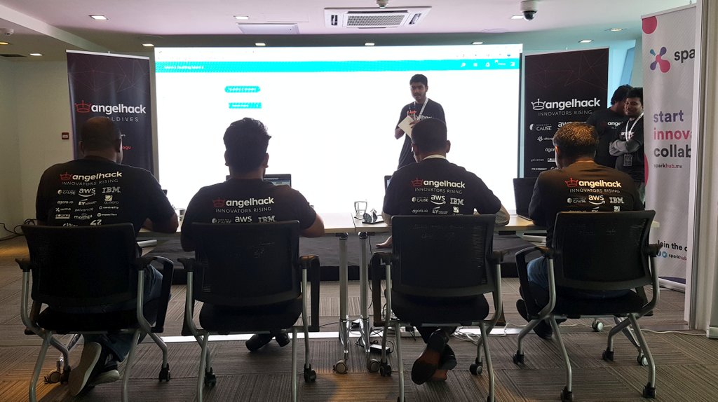 angelhackmv's tweet photo. #memeBaby presenting their platform for mothers to socialize
#AH2019 @Dhiraagu @MMA_Maldives @sparkhubmv https://t.co/WnjEQfWrcX