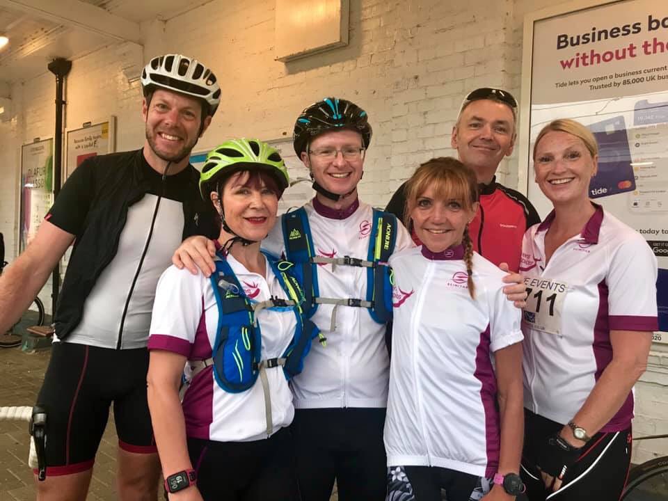 Echleigh's tweet photo. Thank you Team Havens for joining me and wearing your jerseys. You all looked fab out there #London #Southend #Londontraining #Essextraining #TeamHavens https://t.co/QEfA4yz3OW