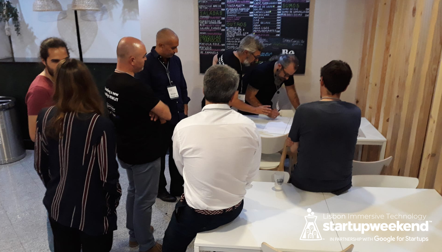 swilisbon's tweet photo. Day 2 with a lot of experiences, learning and doing with the teams, mentors and our facilitator...
#SWLIT #immersive #tech #GiveFirst #StartupWeekend #TechStars #Lisbon #LX https://t.co/hTdmyxZj7P