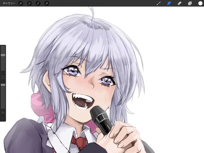 今回の本はエモいクリスちゃんも描いてます 