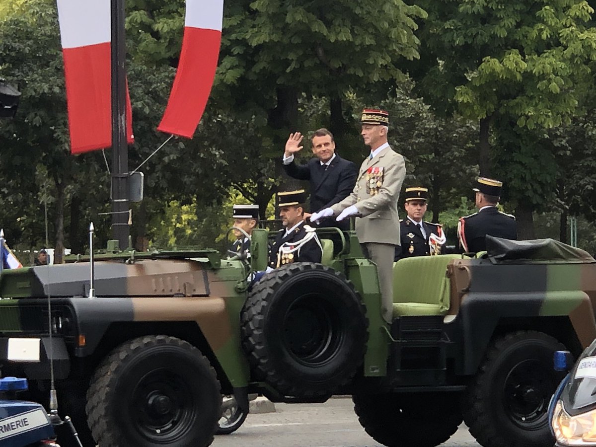 philippemeyer92's tweet image. J’ai eu l’honneur d’avoir été invité au nom du @BnaiBrithFrance à assister au défilé du #14Juillet sur les Champs-Elysées. Les valeurs de la #Républiqe sont fondées sur des symboles forts qui cimentent l’unité et la cohésion de la nation.