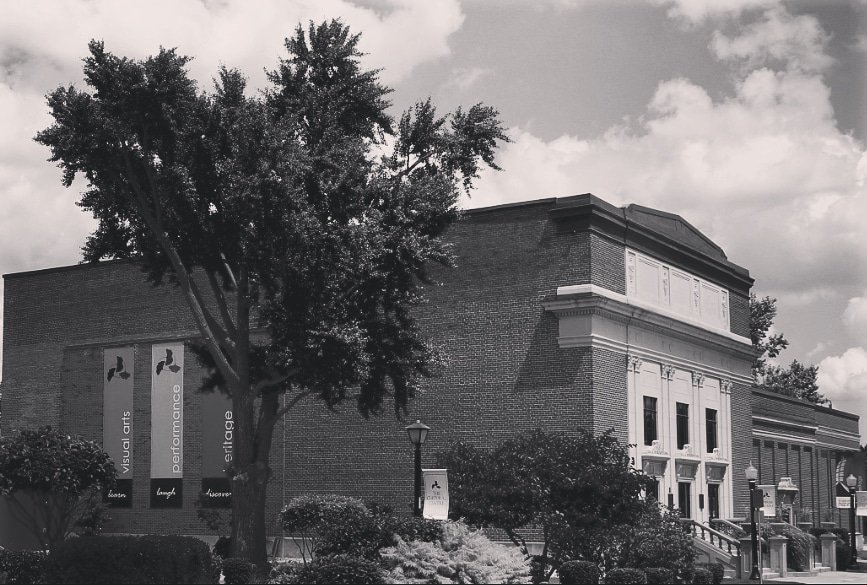 The CCCA supports educational activities at the Chatham-Kent Museum, Kiwanis Theatre, Thames Art Gallery, ARTspace, and Milner Heritage House. Have a look at our Auction, bid on fantastic items &amp; support theses activities!
chathamcca.ca #chathamcca