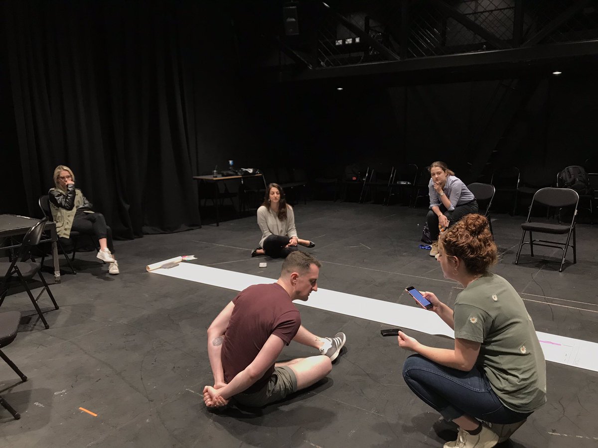 punktcollective's tweet image. The scroll is something we roll out every rehearsal to collectively document our process

Sometimes we use it to mark the size of the space, or use it as a prop moat #multipurposeuse  

Catch DAUGHTER OF HELL 19 &amp;amp; 20 July @EtceteraTheatre 
Tickets: etceteratheatre.com/?id=2&amp;amp;wod=07%2…