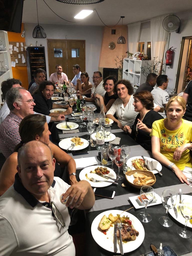 jxCalongeiStA's tweet photo. Sopar de Festa Major de Junts x Calonge i Sant Antoni. Celebrant la Festa Major i gaudint d’una gran programació d’actes, concerts i trobades 😊
#calongeisantantoni #FMcalonge https://t.co/fKM0jT5IWi