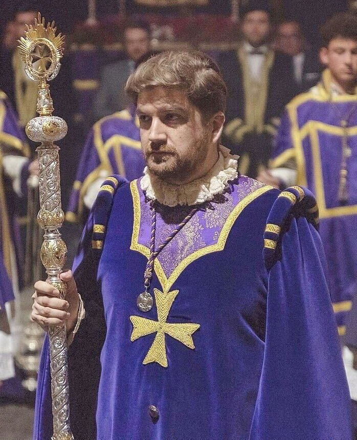 Hdad_Valme's tweet photo. Nuestra enhorabuena a Isabel Mª Caballero Holgado y Jesús Ríos Sutil, integrantes de nuestra Junta de Gobierno, por sus respectivas designaciones como meditadora del Ejercicio del Stabat Mater y exaltador de la Juventud de la querida @HdadGranPoderDH. https://t.co/7FeY0Mn64i