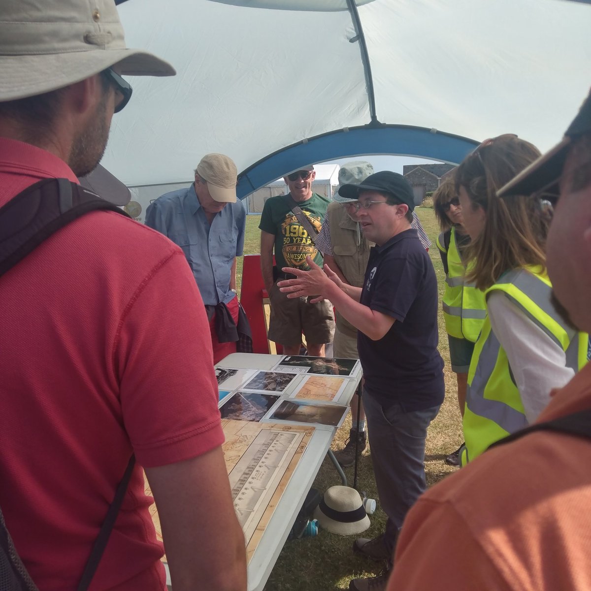 This morning we're been joined by the wonderful <a href="/Soc_Jersiaise/">Société Jersiaise</a> to show off what we've been upto #ECJP2019 #festivalofarchaeology