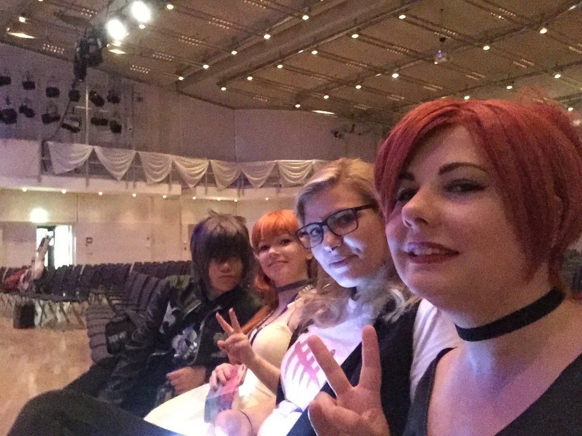 KuriCaetCosplay's tweet photo. #TeamStage โจ https://t.co/nTqeeMuCwJ