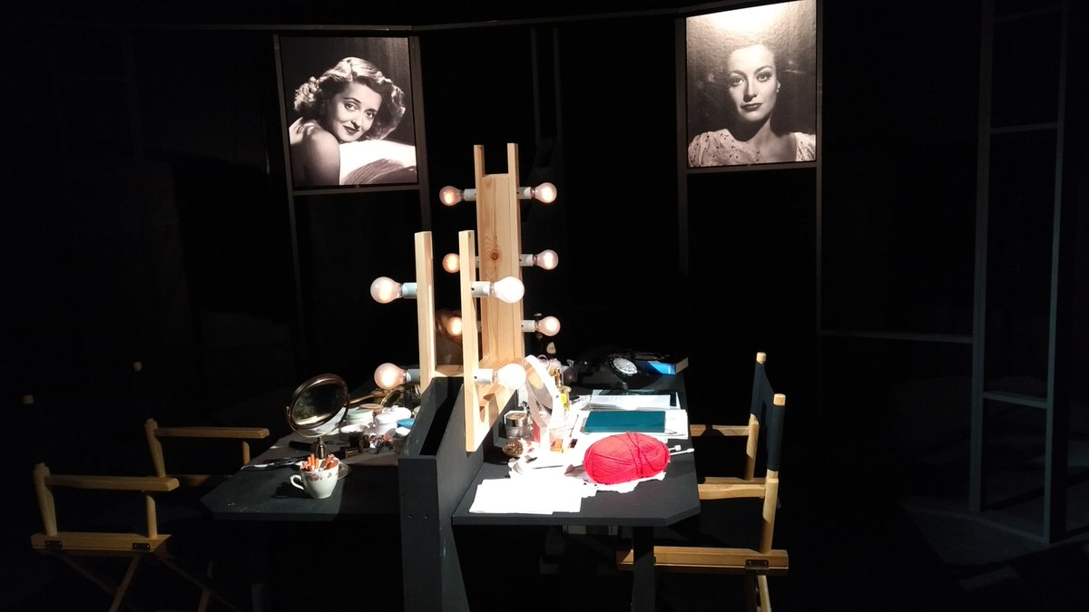 sonic_blue1's tweet photo. If you missed out in watching Bette and Joan by @AntonBurge1 directed by the lovely @jenkins_sue and starring very talented @KesWP and @JulieED13 @hopemilltheatr1 then you really missed out! Look out for this play next time around @bette_joan #BloodyBrilliant⭐⭐⭐⭐⭐ 👏👏👍👍👍 https://t.co/R9vHKcQwmu