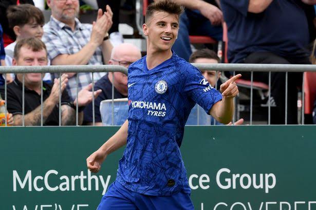 FplSkinnyPanda's tweet photo. #FPL implications
DEF:
Emerson ⚽: £5.5m
MID:
Barkley 🅰️: £6.0m 🌟⬆️
Kovacic 🅰️: £5.5m 🌟⬆️
Kenedy 🅰️🅰️: price ❓🌟🌟⬆️
Mount ⚽: price ❓👀
FWD:
Batshuyai ⚽: price ❓👀
Giroud ⚽⚽ :£7.0m 🌟🌟⬆️
#CFC #CFCinDublin #Chelsea #ChelseaFC #PreSeason #FPLCommunity https://t.co/9RIECNceqD