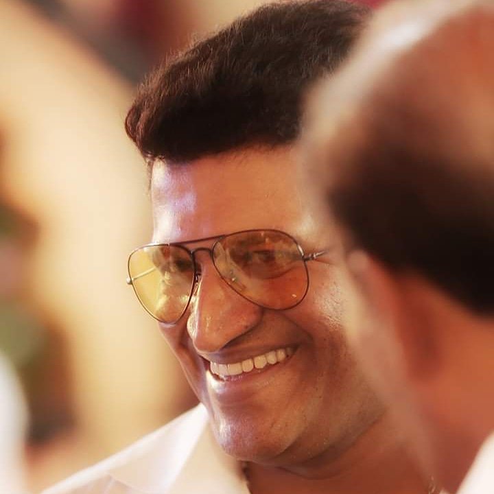 AY_Addictz's tweet photo. #powerstarpuneethrajkumar
#puneethrajkumar #puneeth #puneethfc #appu #appfc #appuboss #Natasaarvabhouma #yuvarathnaa #Rustum #sandalwood #hollywood #tollywood #kollywood #kannadafilmindustry #kannadaactors #kannadafilm #kanndacinema #trpking #simplicity #karunadarajarathna β€ https://t.co/oSUcEJcjiB