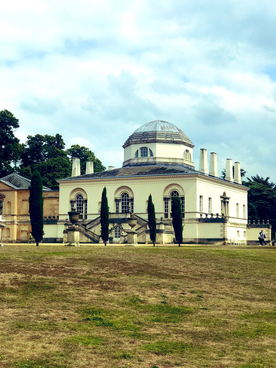 ConciergeAngel's tweet photo. Time for a stroll @Chiswick_House https://t.co/35LLz8b9La