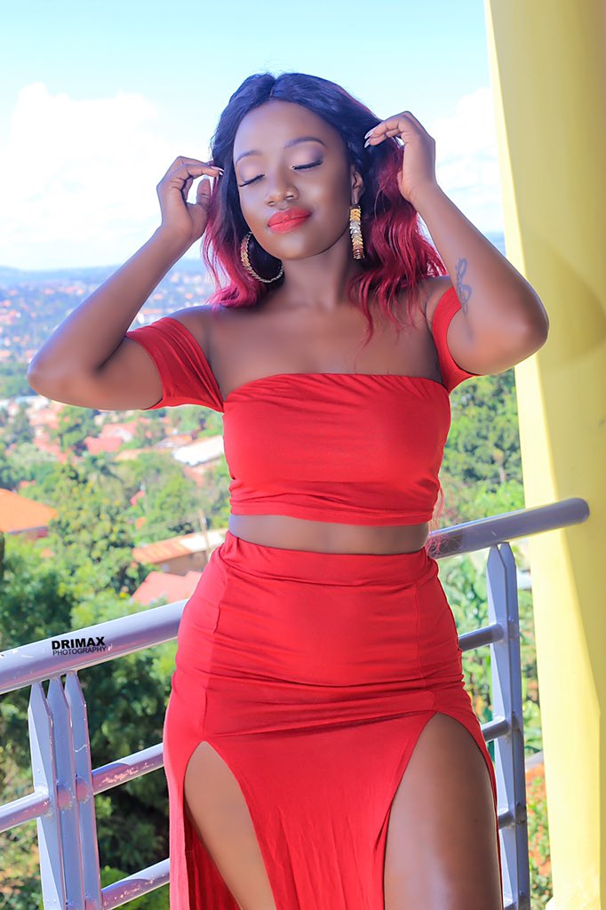 LydiahJazmine's tweet image. EBINTU BYANGE 🗣💃🏽
#happysunday ❤️