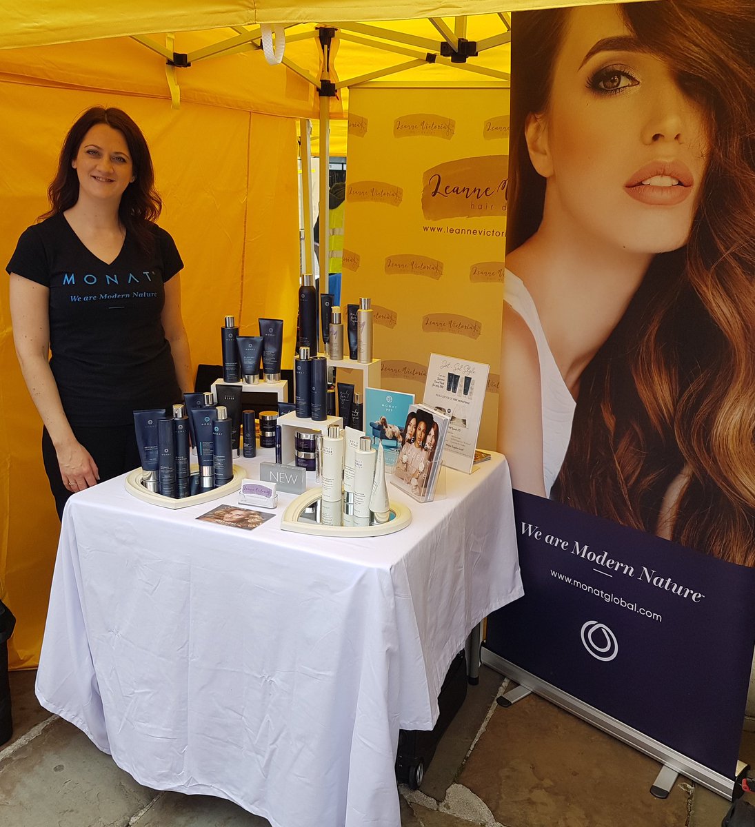 UKRetailExpert's tweet photo. .@LVHairDesign vegan market #Chester today #healthyhaircare https://t.co/U1F9gjQ7pw