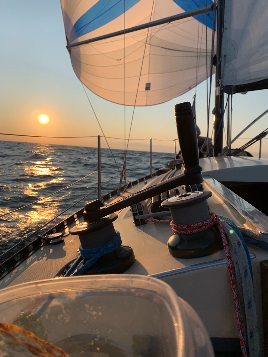 RevivalCan32's tweet photo. #lo300 @LO300 @ParkerMediaMgmt  sourdough and death rolls... but Auto hit 10 kts so he gets credit for something. https://t.co/2PGTcEMTT9