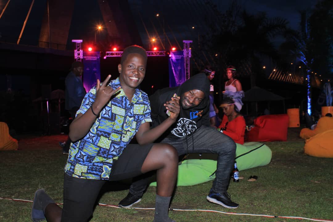 jerryjones99's tweet photo. Ran out of poses, had to be creative ๐ #NeonAtTheBridge2 https://t.co/7GCX0iMLnV