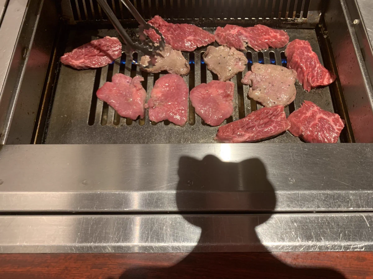 これはヤバいｗ屈強なキティのディナーに見える件ｗｗｗ