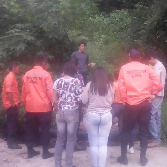 improRIESGOS's tweet photo. #13jul A solicitud de la Dirección de Gestión de Riesgos de #PCMerida préstamos acompañamiento a recorrido de campo para Plan Parroquial de Emergencias en La Trampa #ProteccionCivil
@MIJPVenezuela
@GMCDePaz
@VGRPC
@PCivil_Ve
@PCMerida_Ncnal
@ZODIMERIDA22
@AlcSucreMDA https://t.co/klr20LXxdP