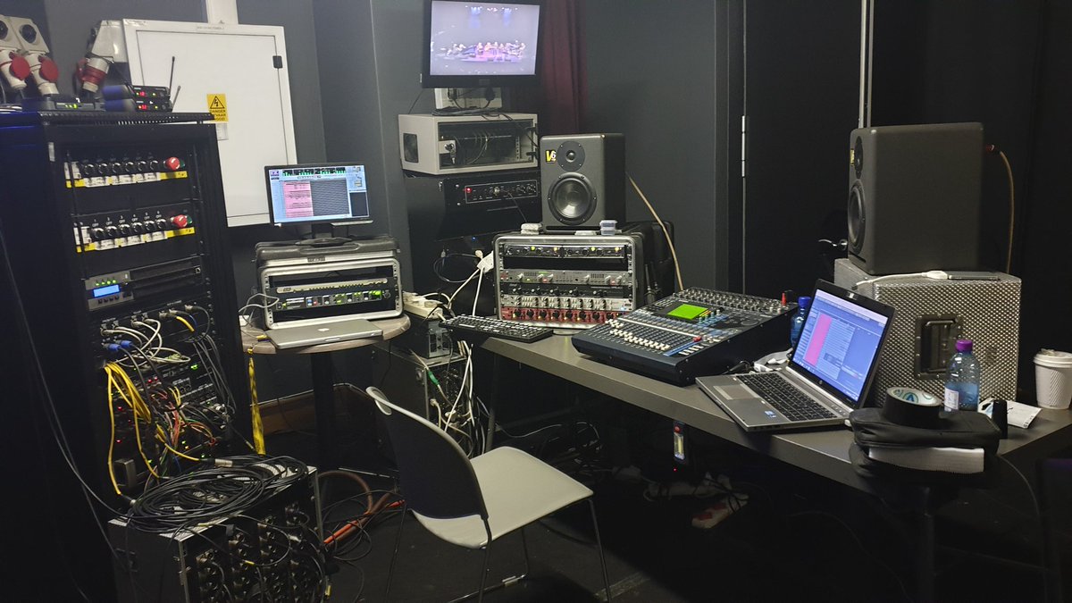 AlliAlien's tweet photo. #YAMAHA #KRK #Earthworks Today we capture 3 concerts for TV and DVD. Trusty old steed #Radar24. #JannieDuToit #Atterbury https://t.co/Qmke0bJyy9