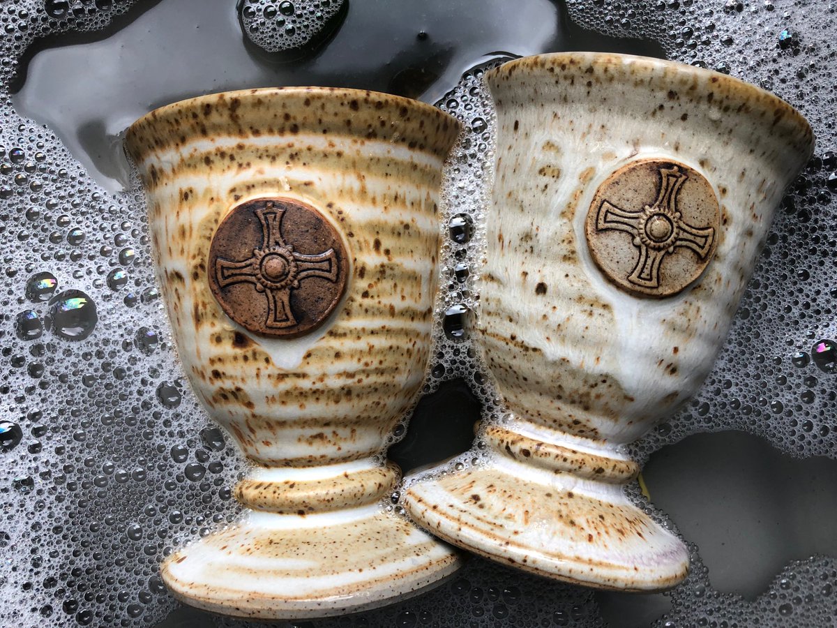 slunglowalan's tweet photo. Doing the pots this morning. It is a varied life this one. #clubthoughts https://t.co/08eumALy9G