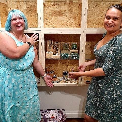 makers555's tweet photo. Welcome to Nicky and Jane, our very first traders to install their display in our new Makers' Pods! Come and see their beautiful jewellery, steampunk necklaces, crafty coasters and quirky cufflinks!

We only announced our Makers' Pods this week, and already six of 14 have be… https://t.co/Zgpode483R